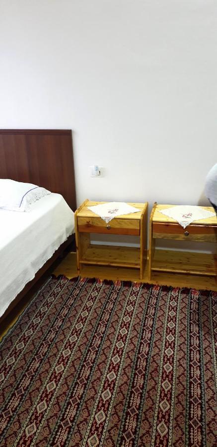 Bujtina Peshtan Guesthouse&Camping Tepelene Экстерьер фото